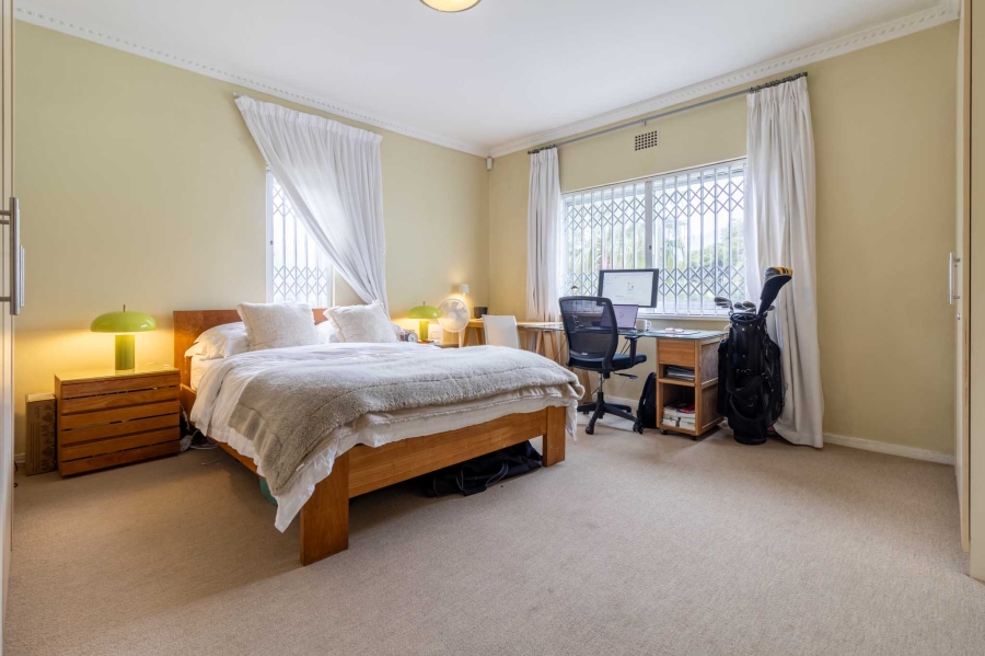 2 Bedroom Property for Sale in Mouille Point Western Cape